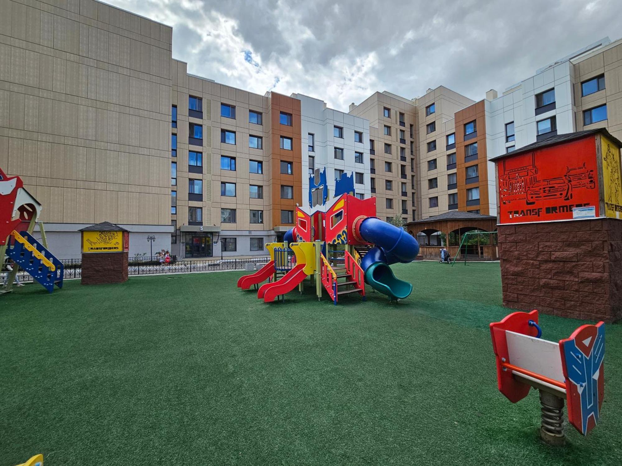 Ernaz Plus Apartments-Expo-Boulevard 130 Astana Exteriör bild